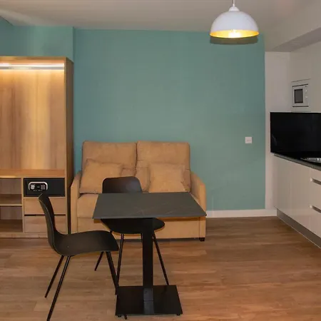 Essenzia De Castilla 4*