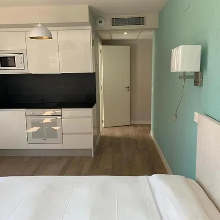 Hotel Essenzia De Castilla 4*