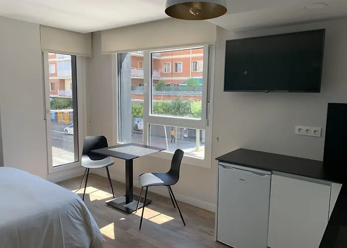 Отель Essenzia De Castilla 4*